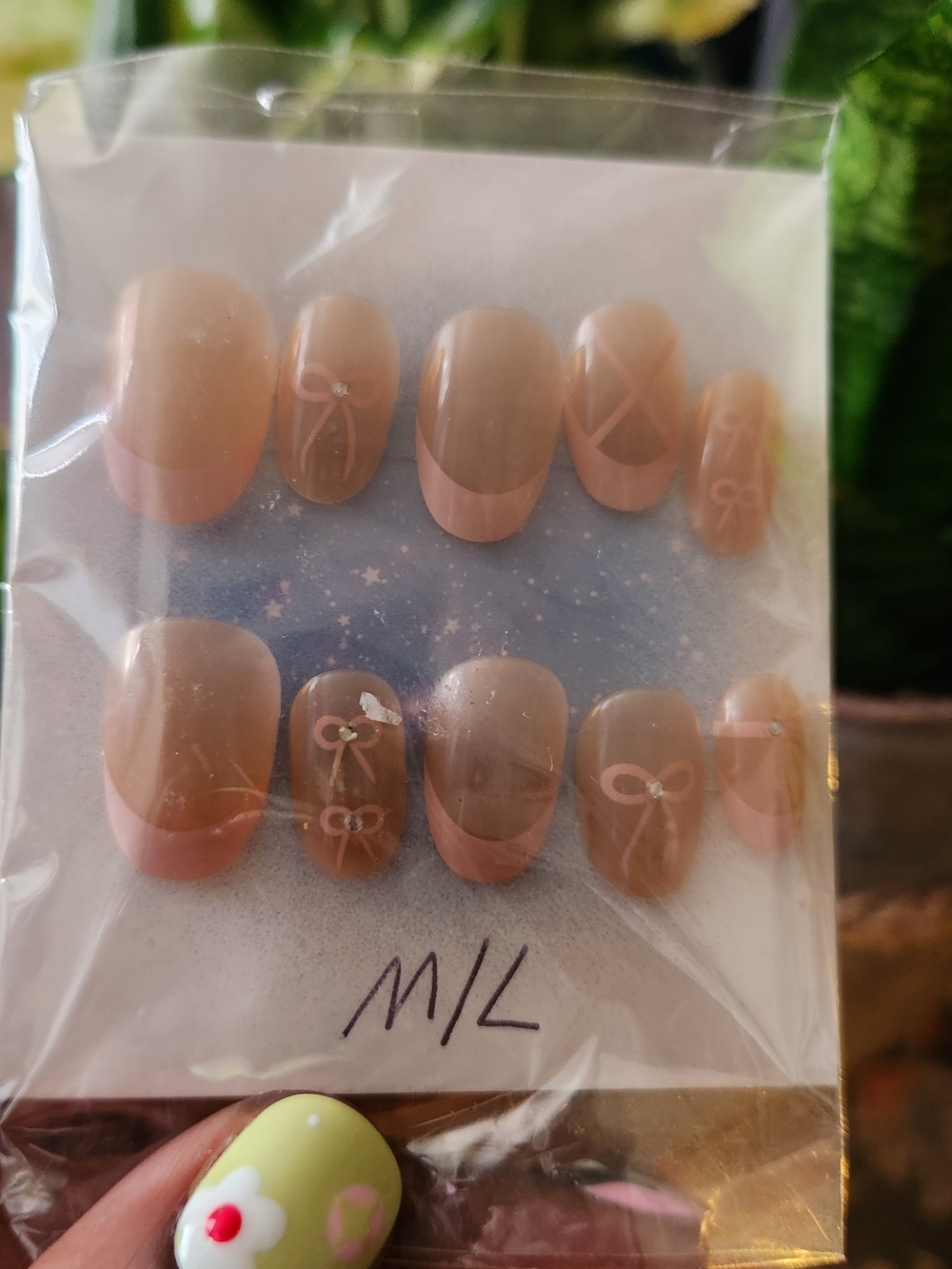 Press-On Nail Set with Pink Bow Accent - Neutral Pink NO PREP KIT SZ M/L
